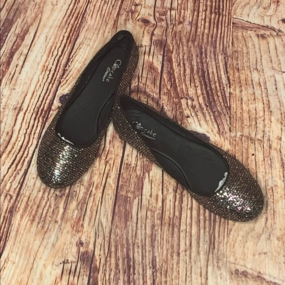 Cupcake Coutour Multi Sparkle Ballerina Shoe flat Never worn. Size 5 Med…